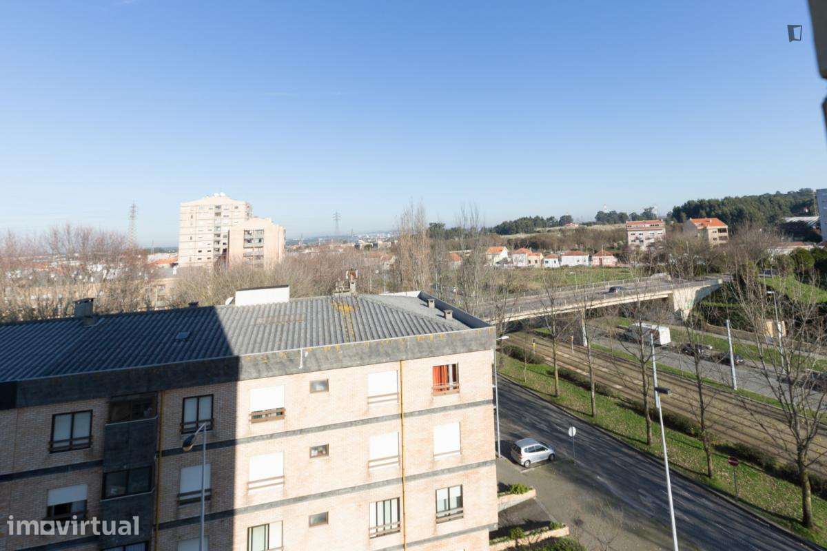 Quarto - localizado em Senhora da Hora Porto - Grande imagem: 5/20
