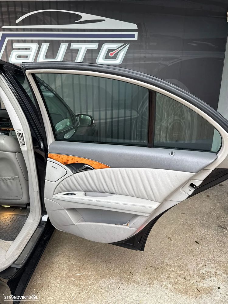 Mercedes-Benz E 220 CDI Elegance Aut. - 36