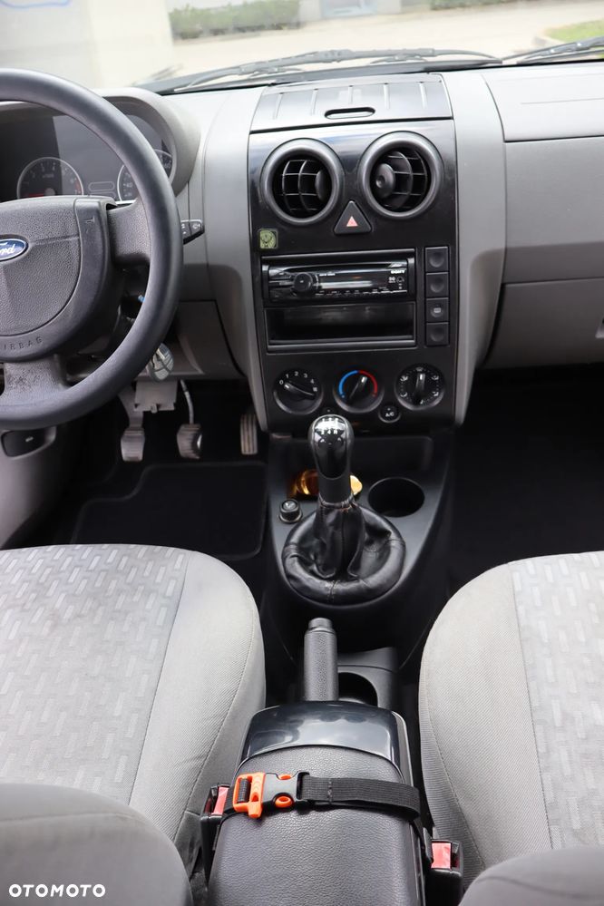 Ford Fusion 1.4 Ambiente - 9