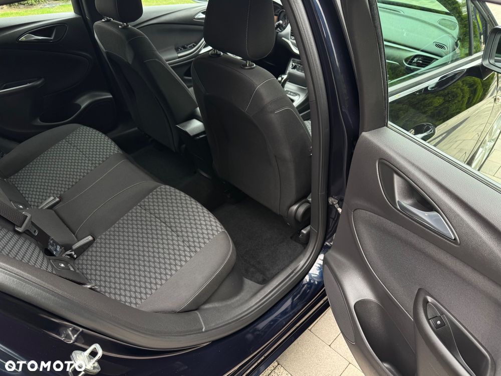 Opel Astra 1.4 Turbo Edition - 28