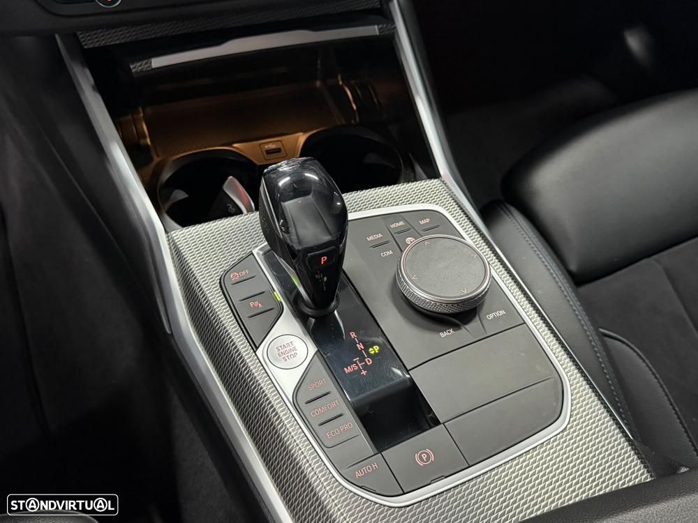BMW 320 d Pack M Auto - 35