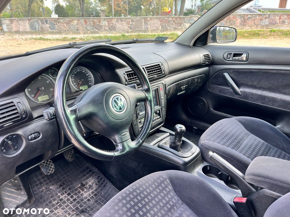 Volkswagen Passat - 6