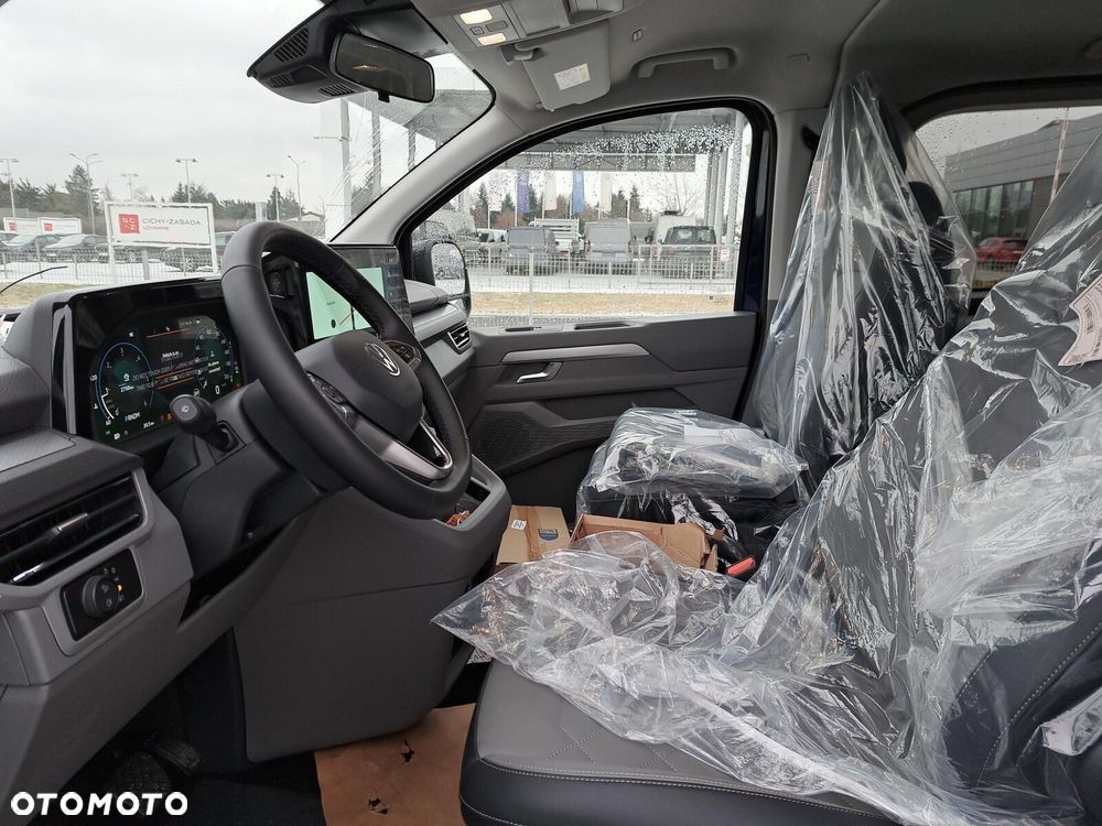 Volkswagen Nowa Caravelle Life silnik: 2,0 l TDI 150 KM / skrzynia biegów: 8-biegowa automatyczna rozstaw osi: 3500 mm   Rozsz. - 13