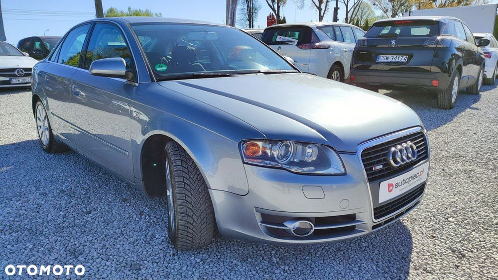 Audi A4 Limousine - 2