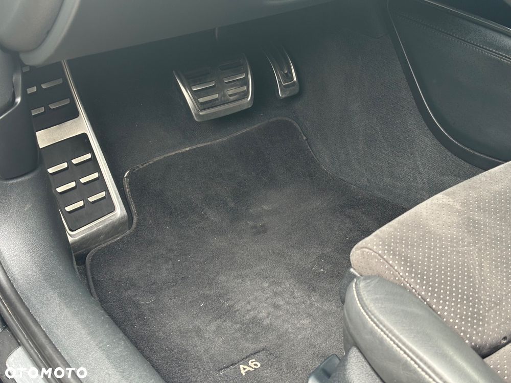 Audi A6 Avant 3.0 TDI quattro S tronic - 16