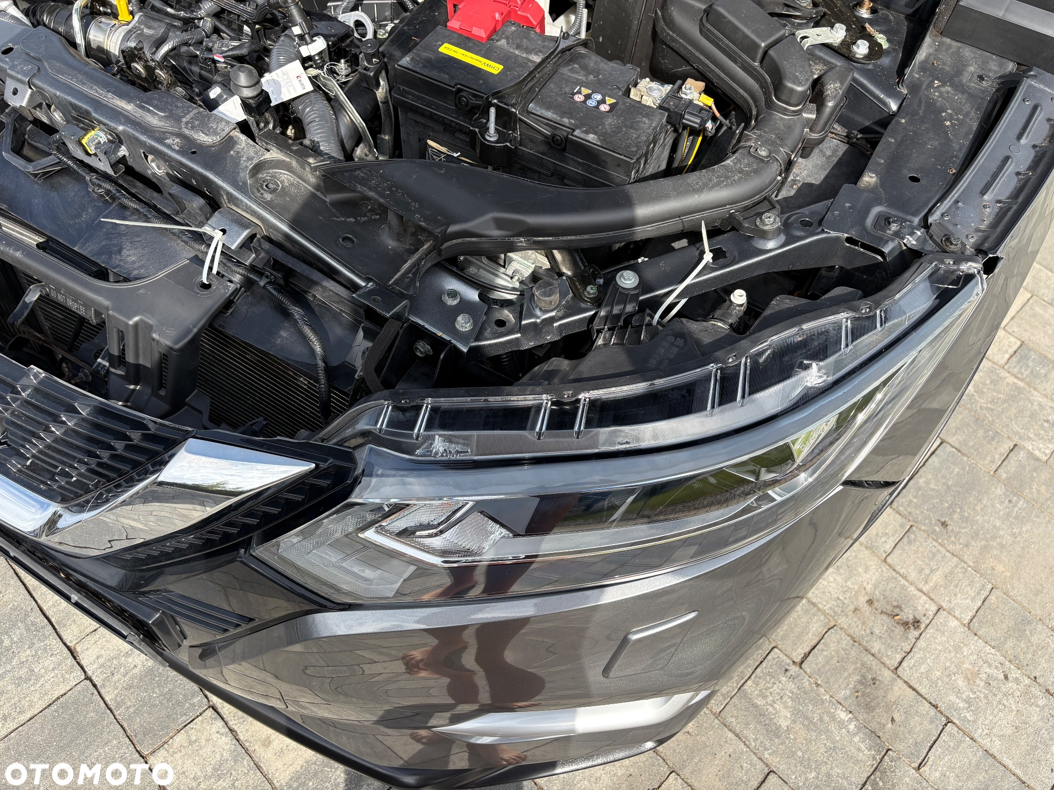 Nissan Qashqai 1.6 dCi Xtronic N-Connecta - 24