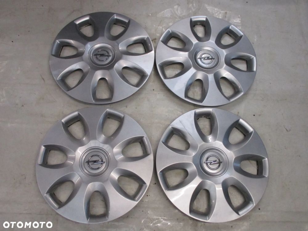 KOŁPAKI 15 OPEL CORSA - 1