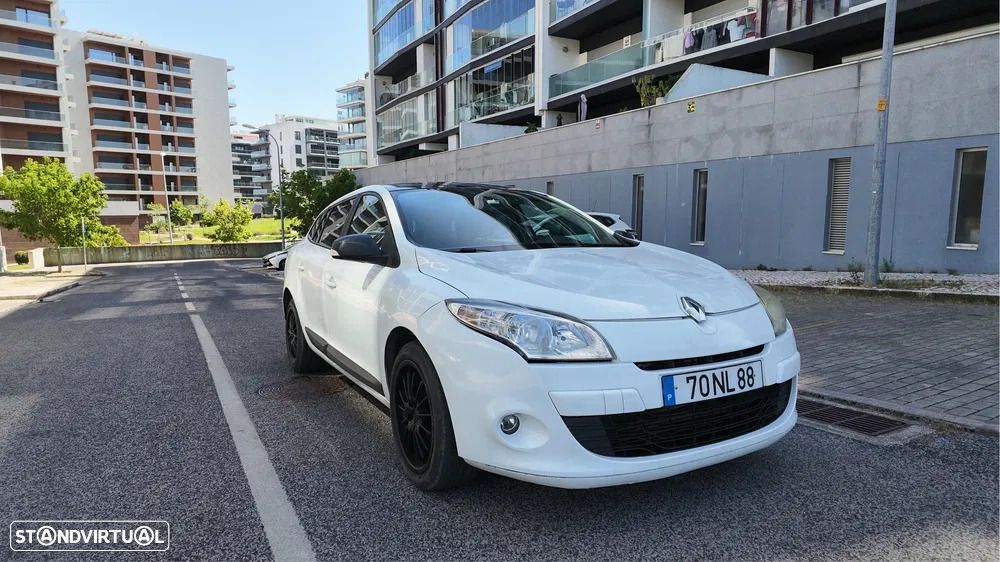 Renault Mégane Sport Tourer 1.5 dCi Dynamique - 1