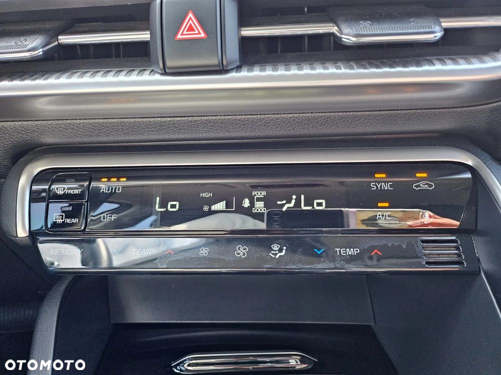 Kia K5 - 17