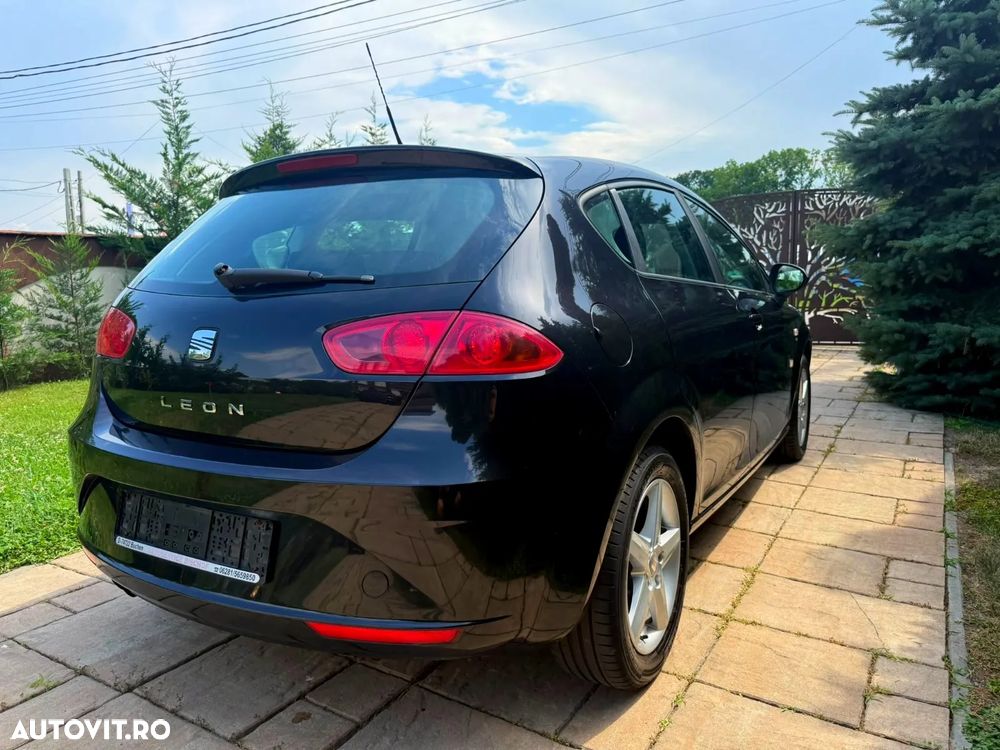 SEAT Leon 2010 — imagine 5
