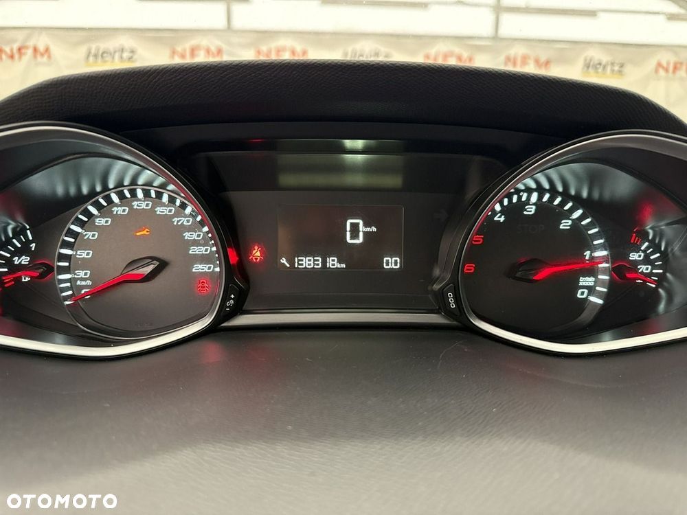 Peugeot 308 - 16
