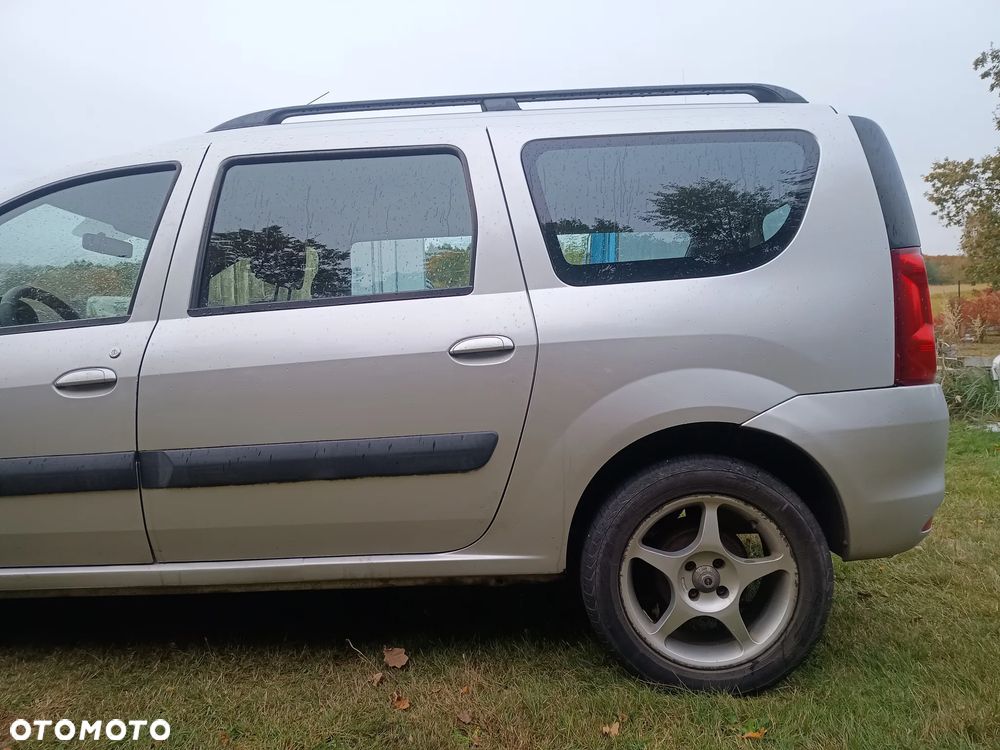 Dacia Logan - 8