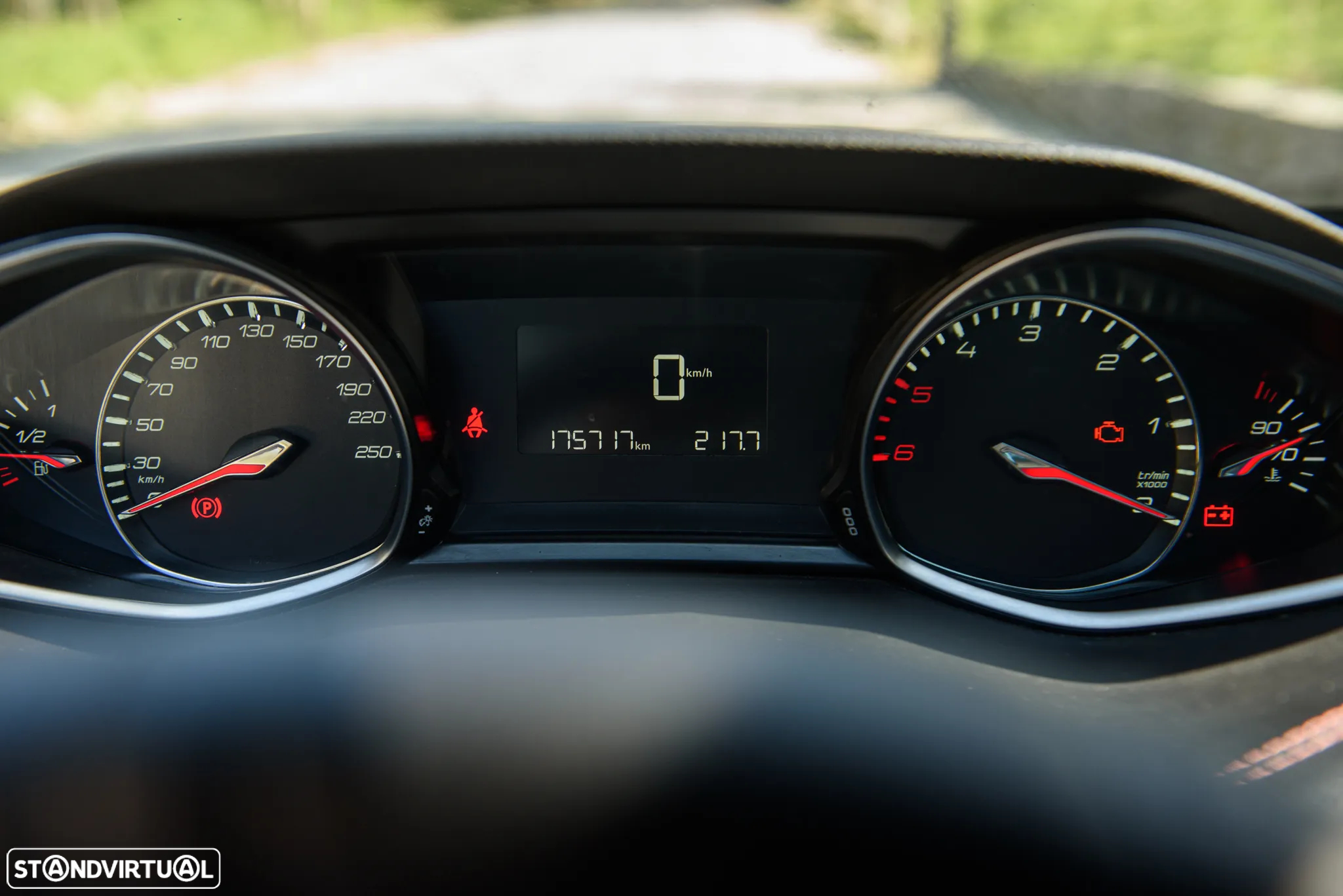 Peugeot 308 SW 2.0 BlueHDi GT Line - 23