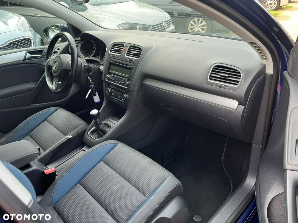 Volkswagen Golf - 17