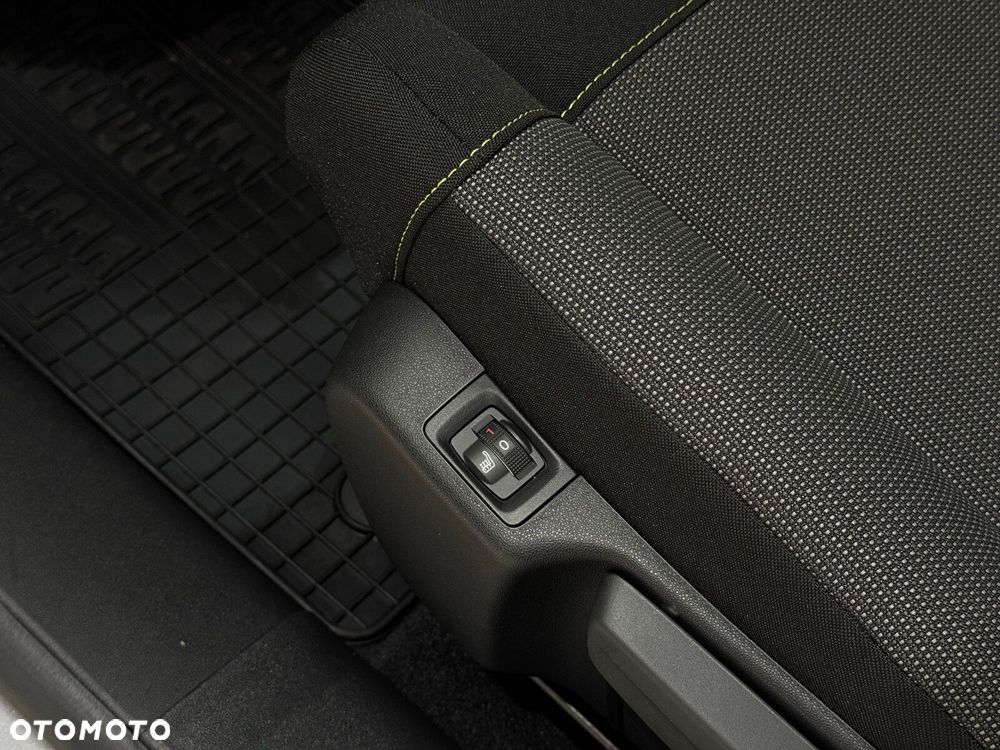 Citroën C3 1.2 PureTech Shine EAT6 - 22