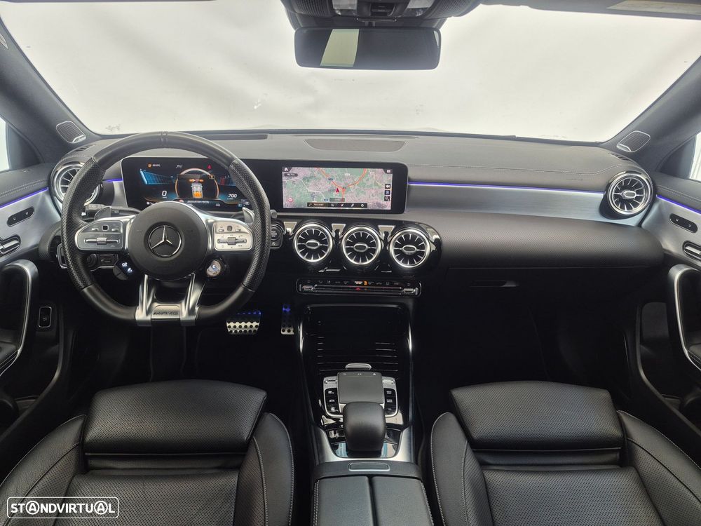 Mercedes-Benz CLA 35 AMG 4Matic - 11