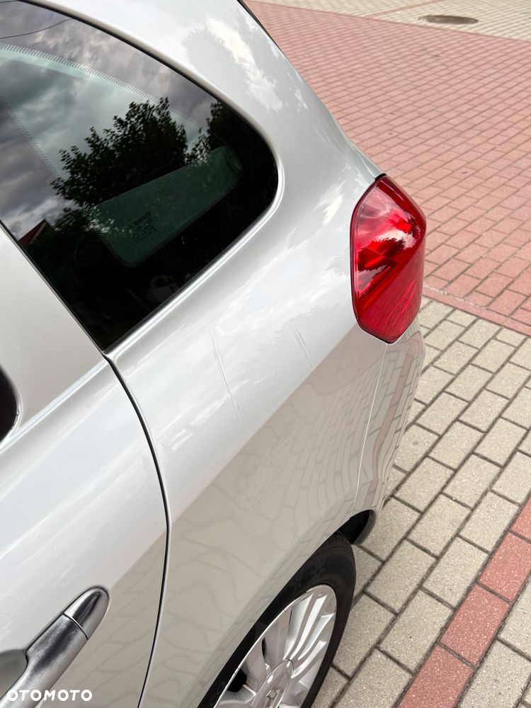 Renault Clio 1.2 TCE Authentique - 18