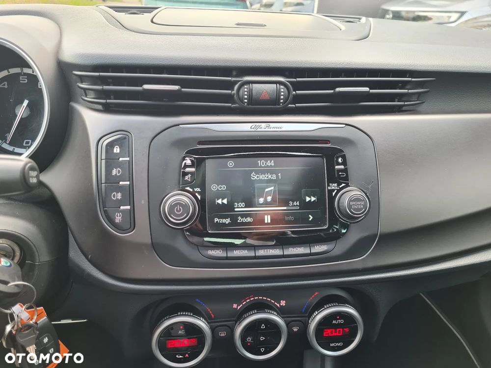 Alfa Romeo Giulietta - 25