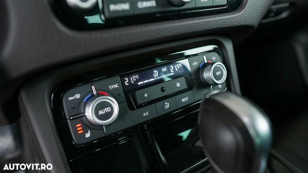 Volkswagen Touareg 3.0 V6 TDI BMT - 18