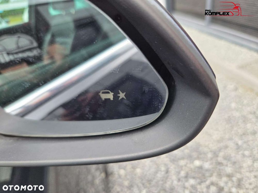 Opel Insignia - 30