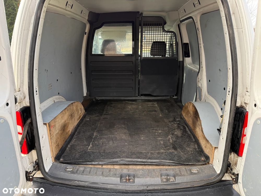 Volkswagen Caddy - 9