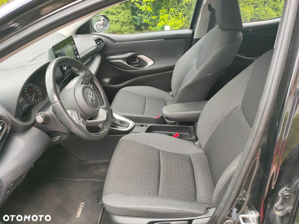 Toyota Yaris - 8