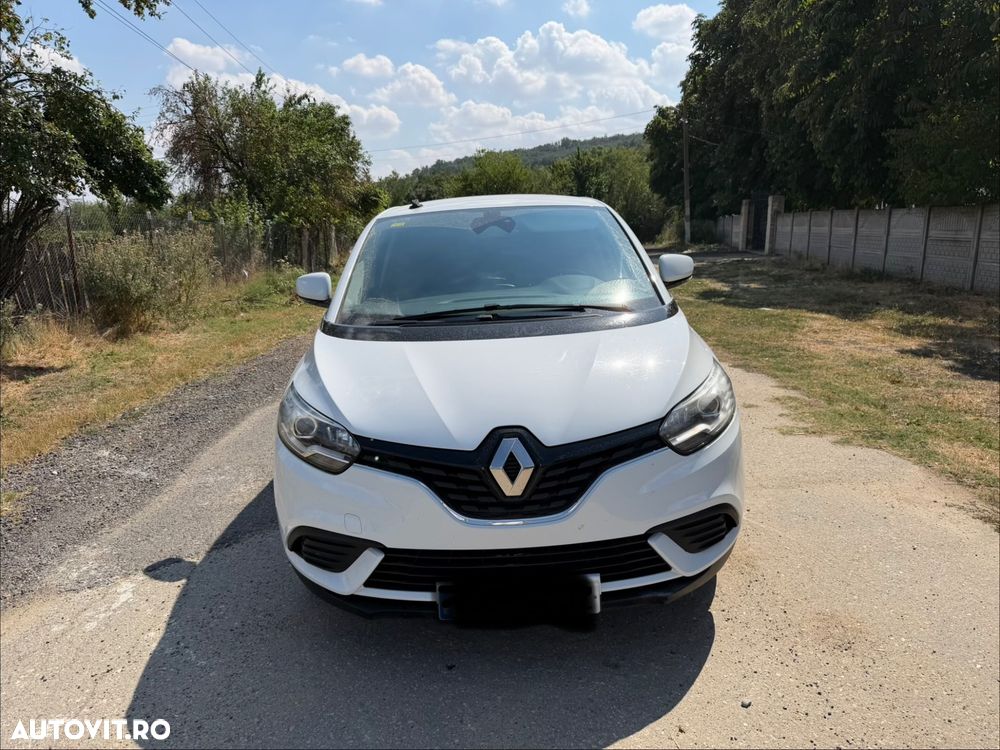 Renault Scenic - 8
