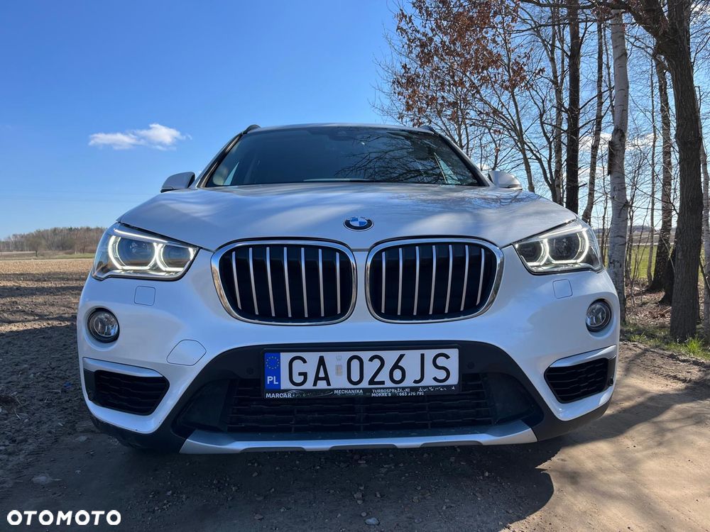 BMW X1 sDrive18i Advantage - 12
