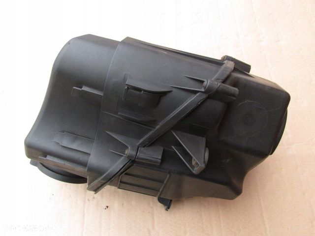Audi A8 D3 3.0 tdi Obudowa filtra powietrza 4E0129620E 059133823E - 3