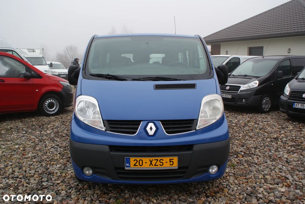 Renault Trafic - 2