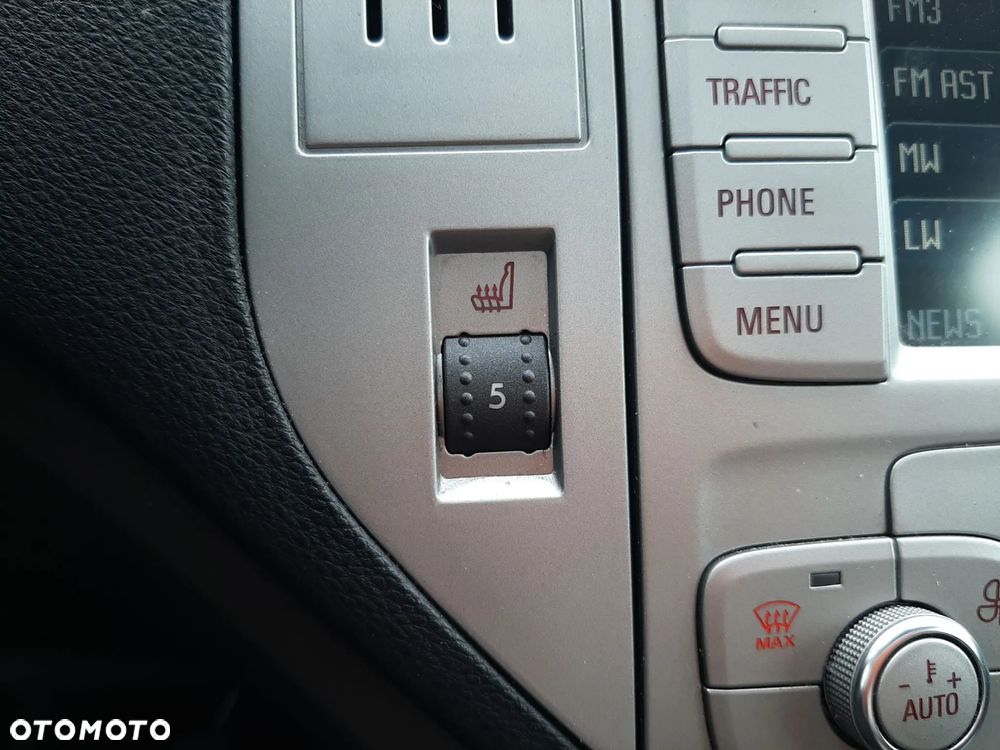 Ford Kuga 2.0 TDCi Titanium - 28