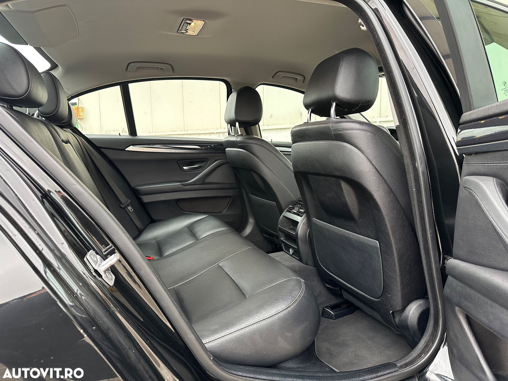 BMW Seria 5 520d xDrive Aut. Luxury Line - 8