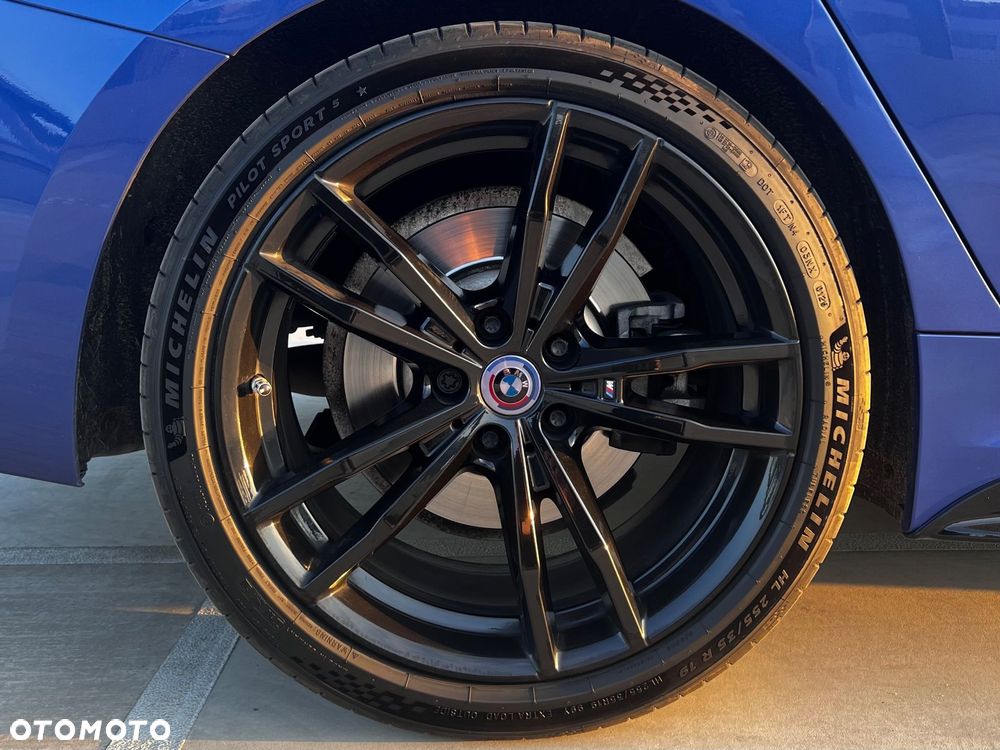 BMW Seria 3 330i xDrive M Sport sport - 26