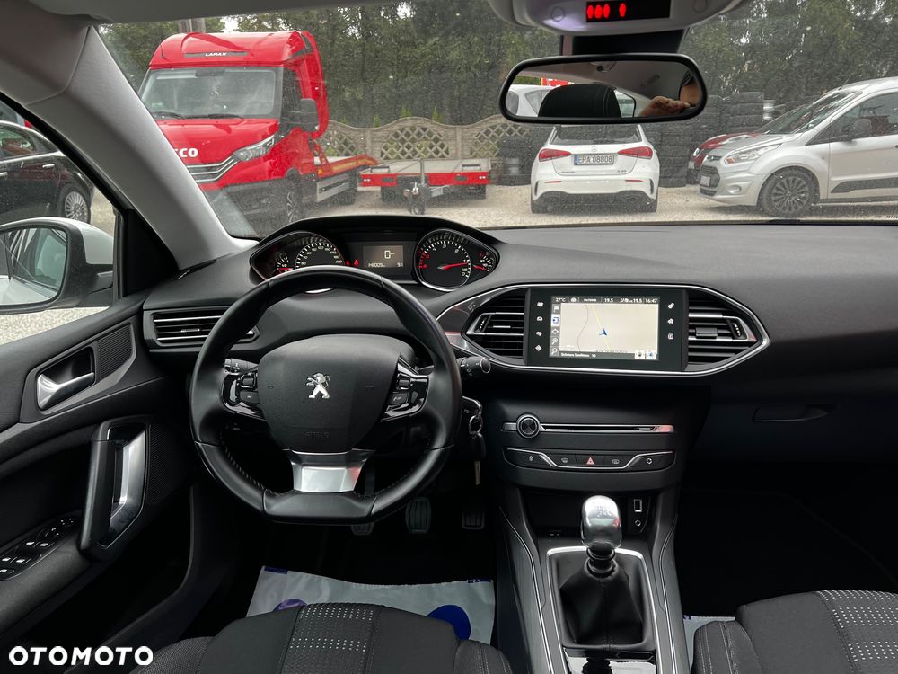 Peugeot 308 BlueHDi 150 Stop & Start Allure - 21