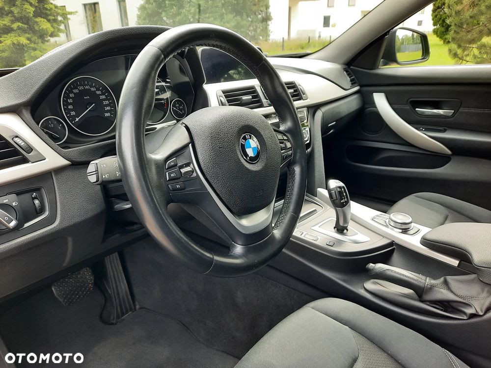 BMW Seria 4 420i xDrive - 14