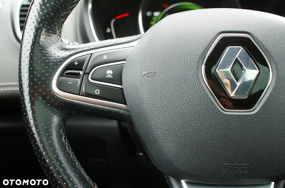 Renault Scenic 1.6 dCi Bose EDC - 25