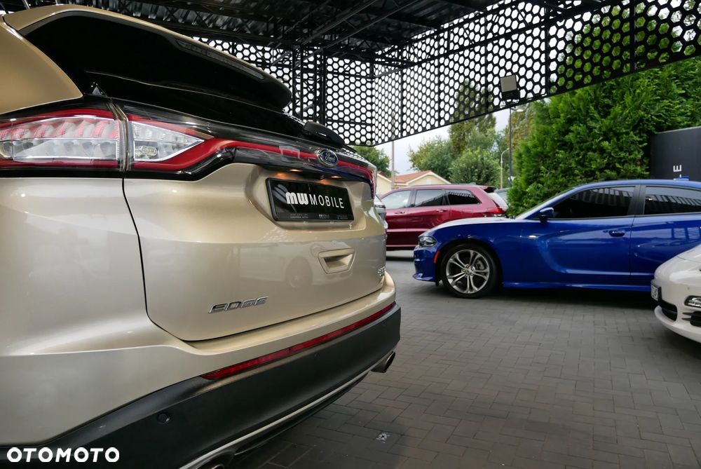 Ford Edge - 34