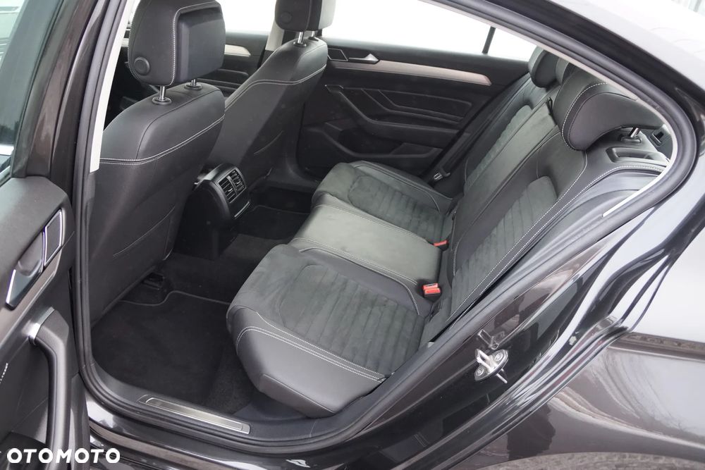 Volkswagen Passat 2021