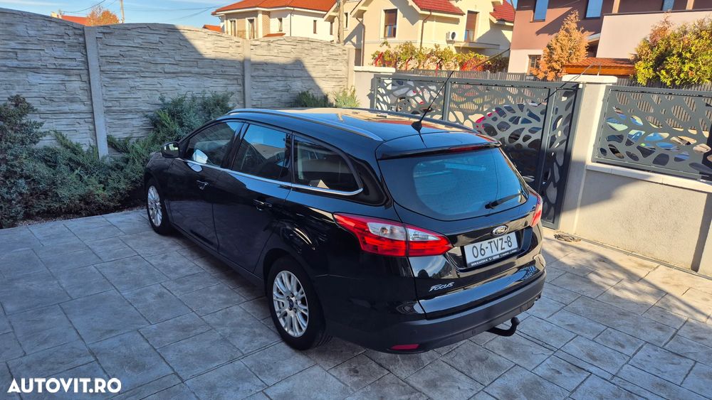 Ford Focus - 11