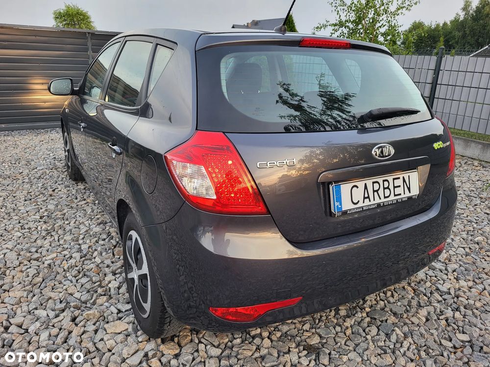 Kia Ceed 1.4 Comfort + - 18