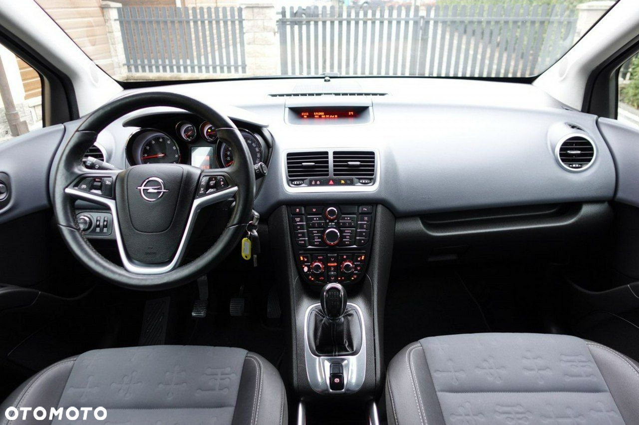 Opel Meriva - 12