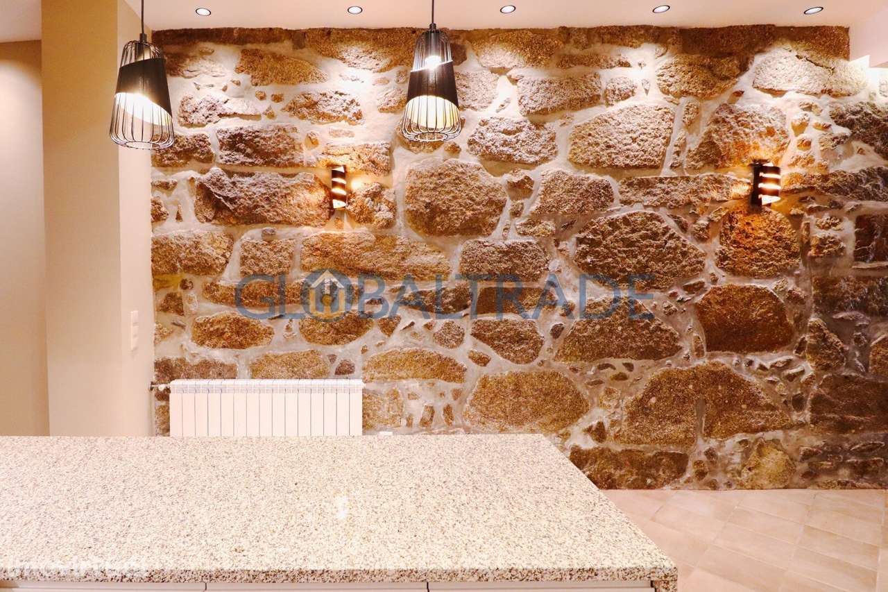 Moradia T2 Renovada com Terraço e Suite em Canidelo - Grande imagem: 5/60