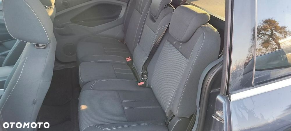 Ford Grand C-MAX 2.0 TDCi Titanium - 19