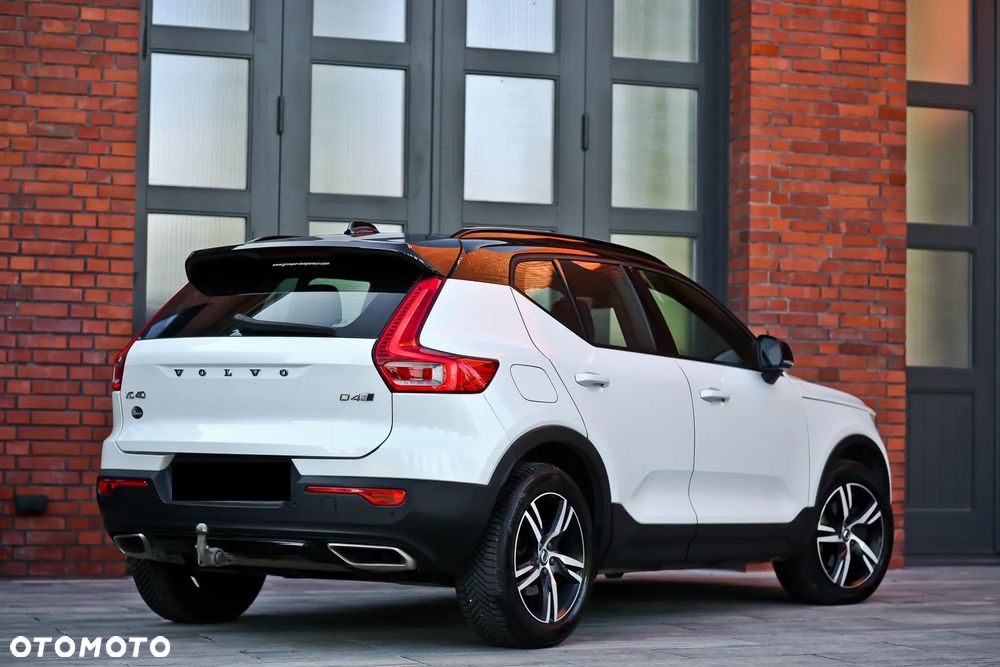 Volvo XC 40 D4 AWD Geartronic R-Design - 14