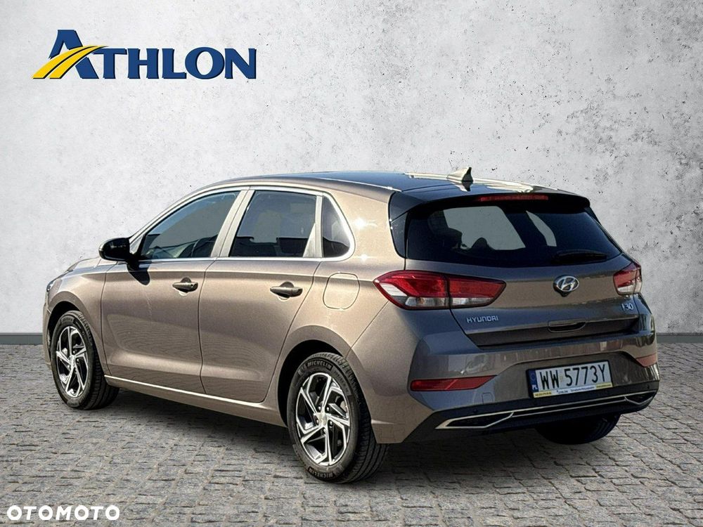 Hyundai i30 1.5 DPI Comfort - 3