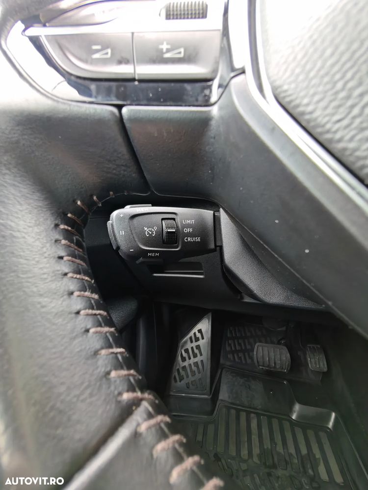 Peugeot 3008 - 24