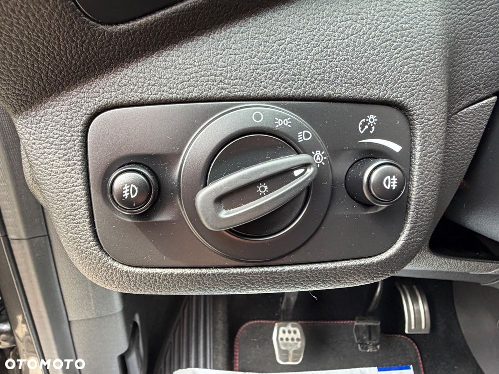 Ford Kuga 1.5 EcoBoost 2x4 ST-Line - 20