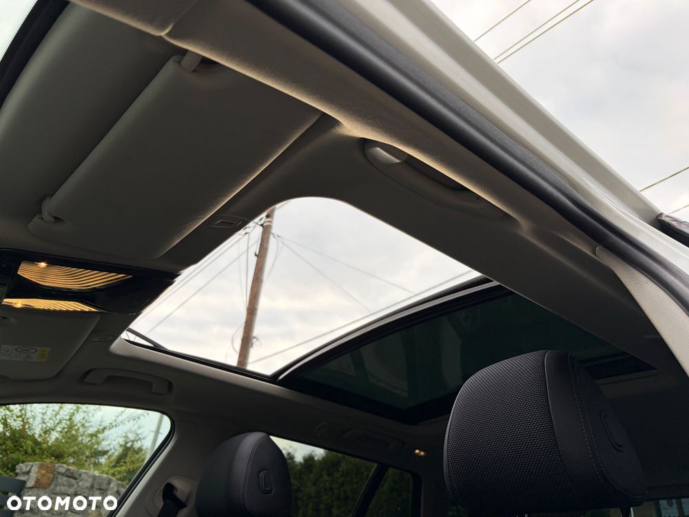 BMW Seria 5 525d Sport-Aut Luxury Line - 27