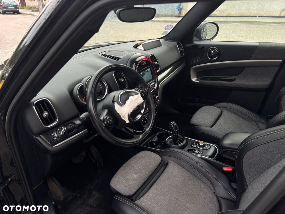 MINI Countryman Cooper Estate Edition - 9