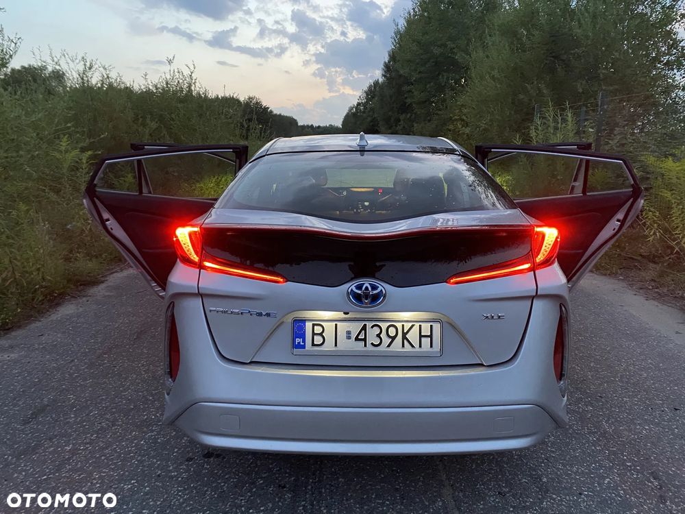 Toyota Prius Plug-in 1.8 Hybrid Prestige - 3